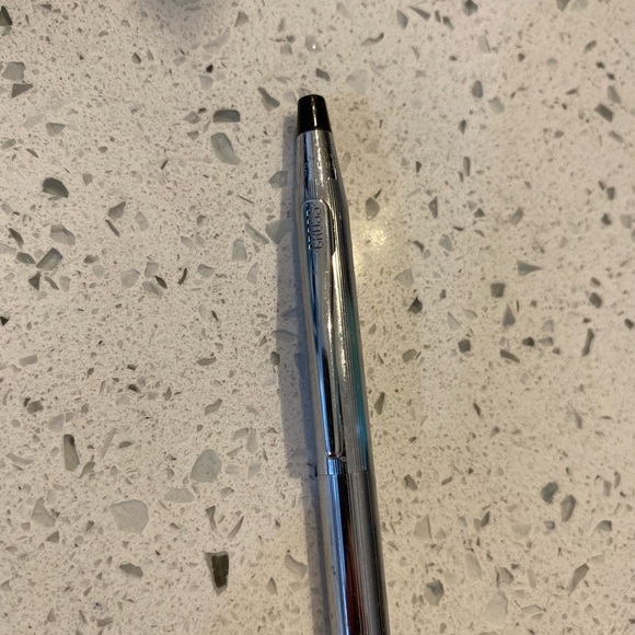 Vintage Cross silver plated ballpoint pen - Picture 2 of 6